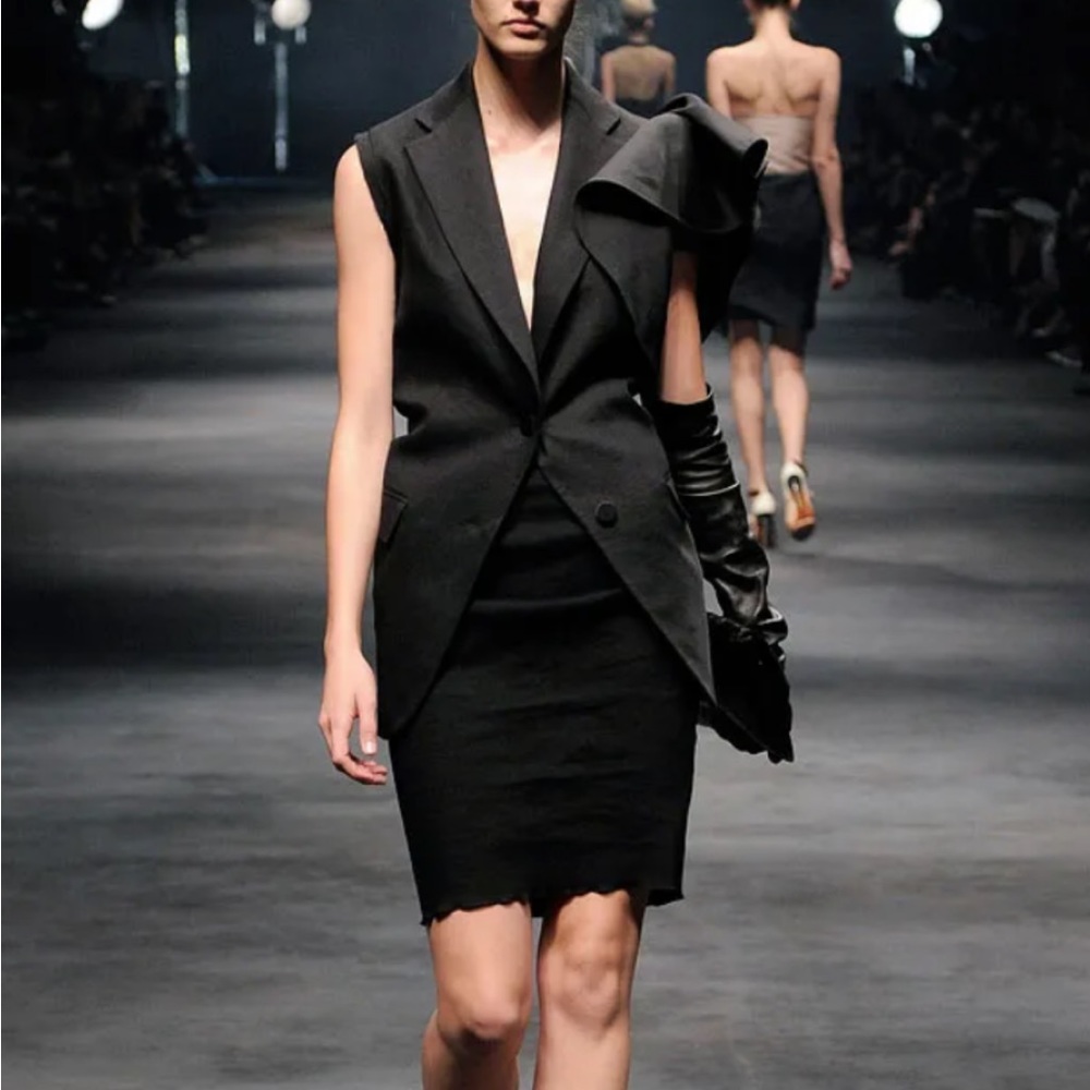 Lanvin Asymmetric Vest, Small